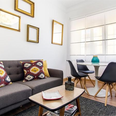 Sunny Apartment In A Typical Lisbon Neighborhood Exterior photo