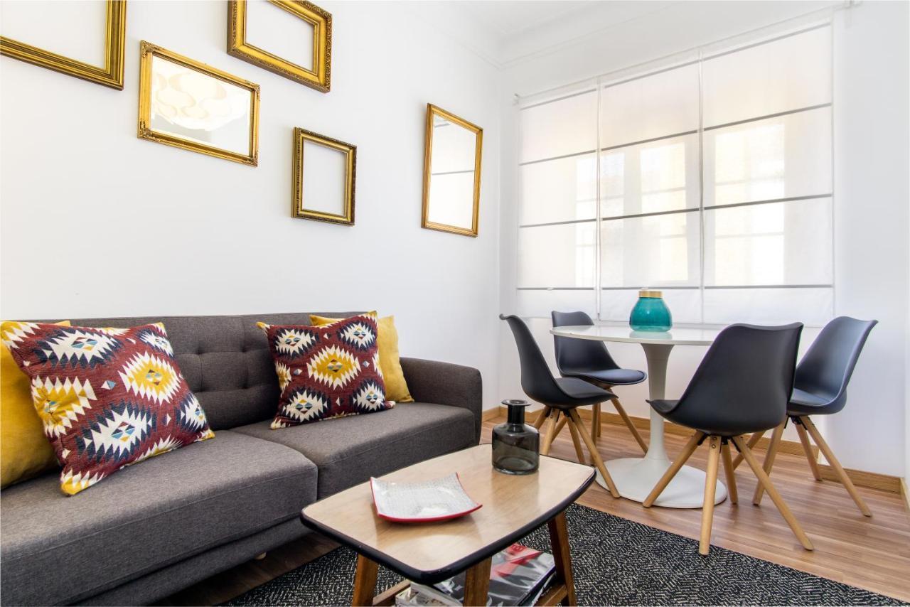 Sunny Apartment In A Typical Lisbon Neighborhood Exterior photo